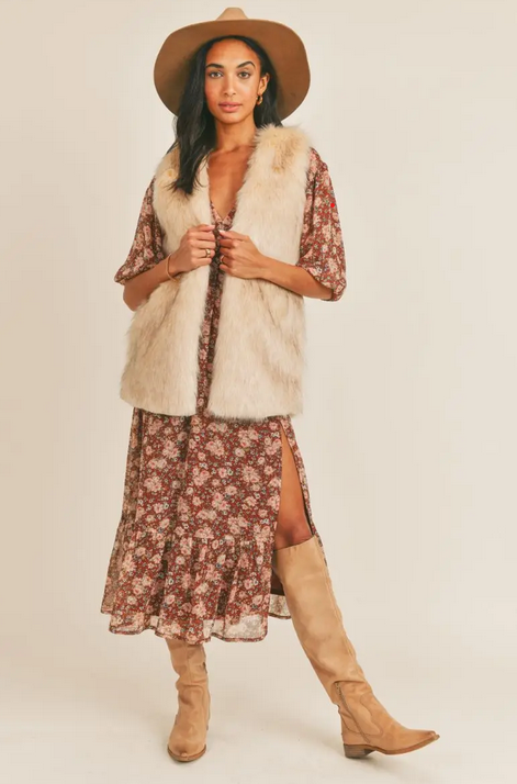 The Daisee Faux Fur Vest - La Sorella Boutique
